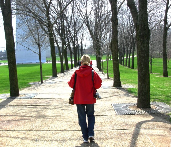 My friend Kathy and I enjoyed an afternoon walk around the Gateway Arch in St. Louis, April 2008.