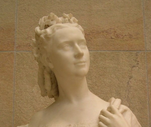 Beautiful on the outside, but nothing hidden shines through. A sculpture at the Musée D'Orsay, Paris, August 2005