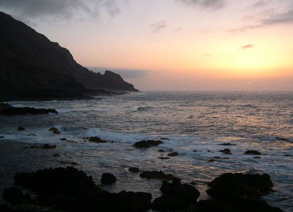 Sunrise over La Palma, Spain. Photo courtesy of Luc Viatour http://www.lucnix.be/