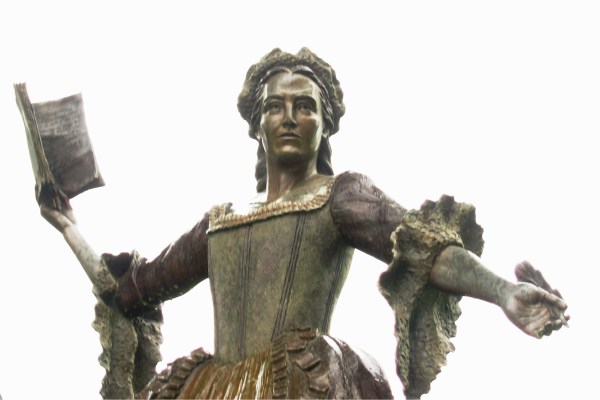 I photographed this statue of Mercy Otis Warren at the Barnstable County Courthouse Cape Cod, Massachusetts, May 2009