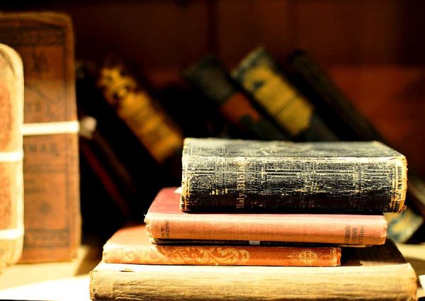 We are surrounded by communications from the past! Tune into one today. Photo by William Hoiles, via Basking Ridge Historical Society, CCA 2.0