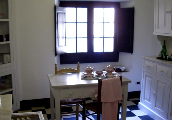 Salvador Dalí's house - photo by y Szoltys, public domain via Wikimedia Commons